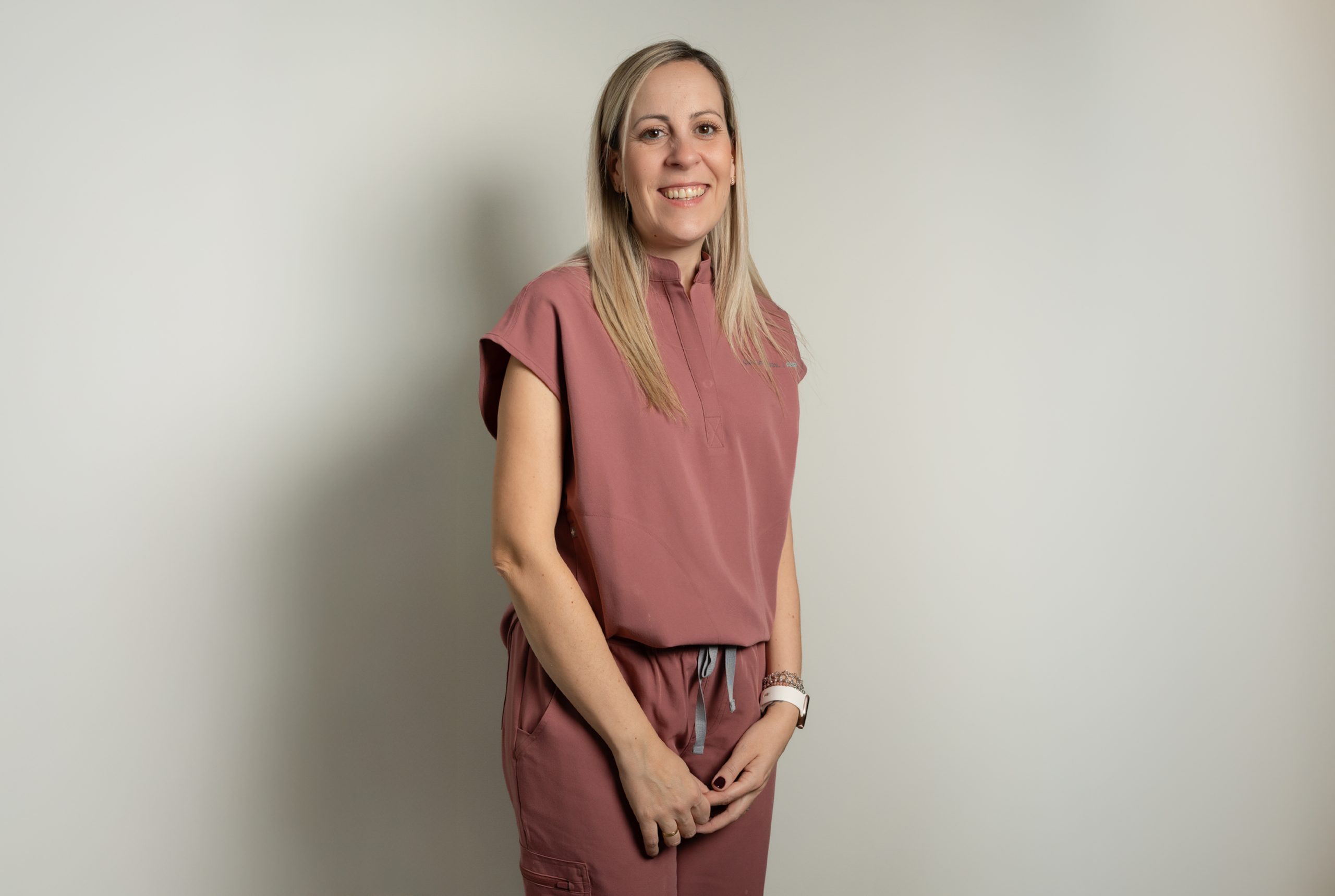 Joana Mora Auxiliar Dental